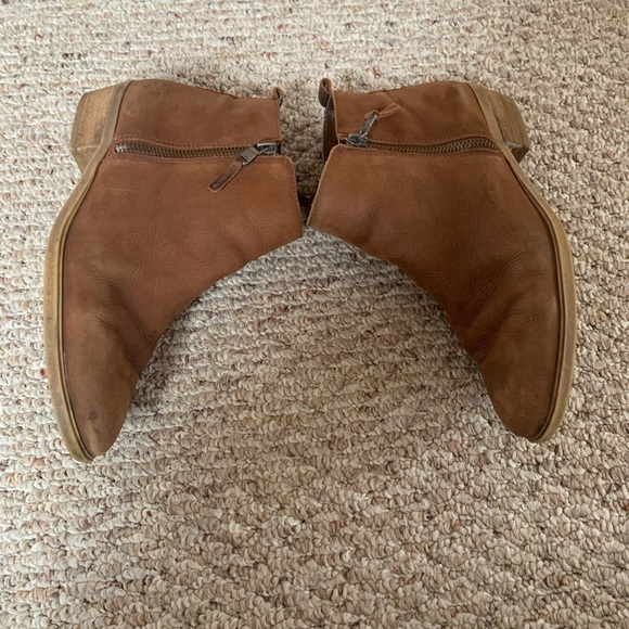 Ralph Lauren zippered booties - Picture 3 of 5